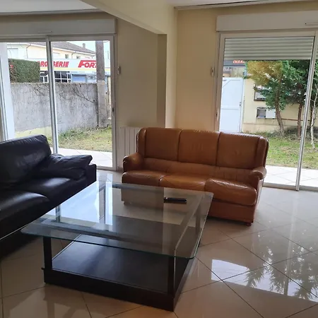 Villa Large House Near Airport