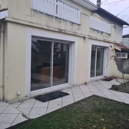 Large House Near Airport Villa *