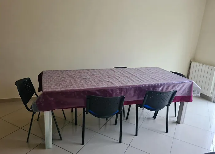 Large House Near Airport * Merignac (Gironde)